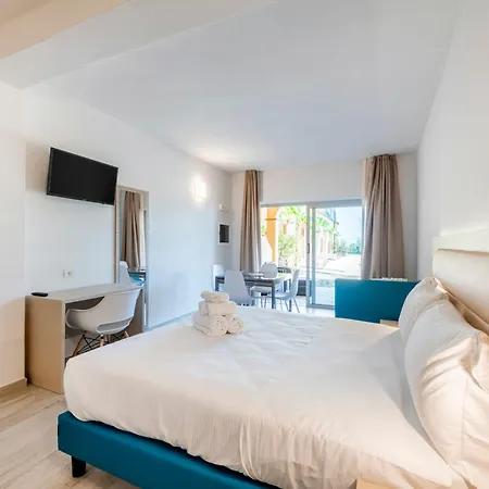 Club Del Sole Desenzano Boutique 4* Ντεζεντσάνο ντελ Γκάρντα