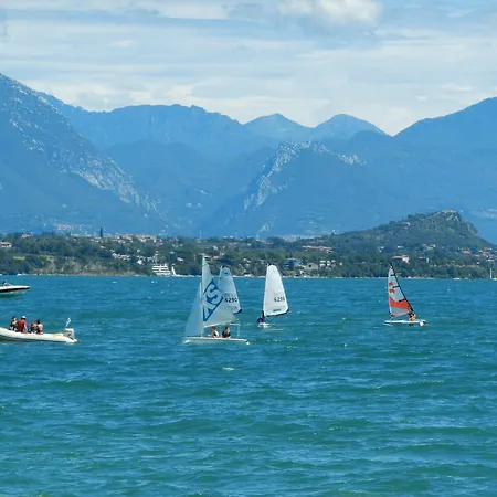 Club Del Sole Desenzano Boutique Ντεζεντσάνο ντελ Γκάρντα