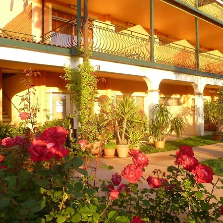 Ξενοδοχείο με διαμερίσματα Club Del Sole Desenzano Boutique Ντεζεντσάνο ντελ Γκάρντα