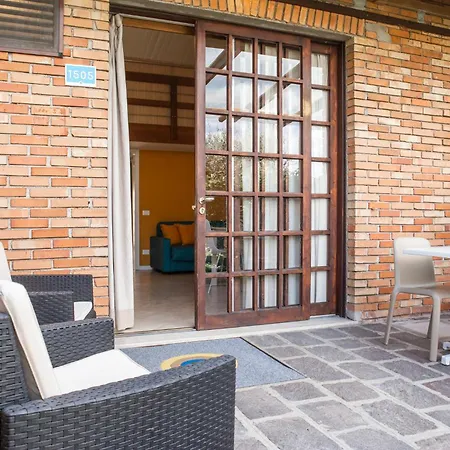 Club Del Sole Desenzano Boutique Apart Otel Desenzano del Garda
